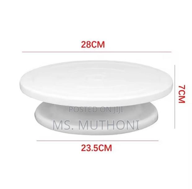 Plastic Cake Decorating Base / Turntable - thumbnail 3