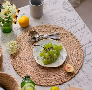 6pc Round Hand Straw Table Mats