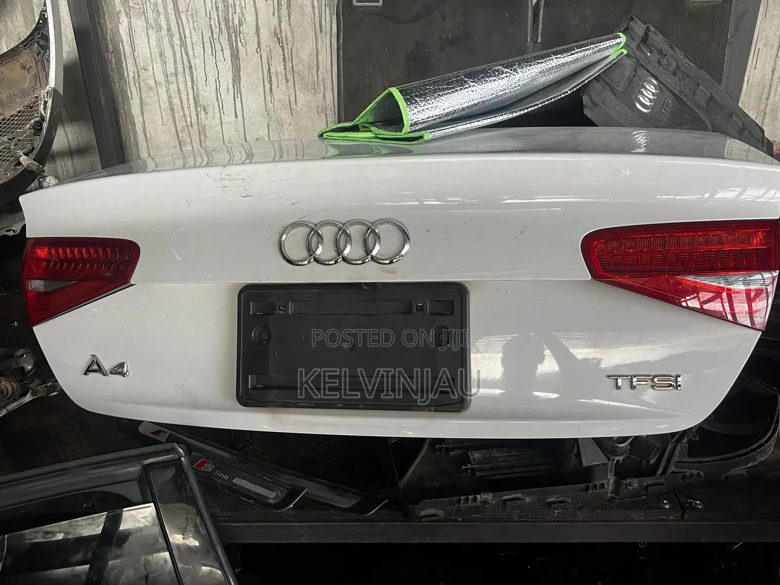Tearing Off an Audi A4 for Parts