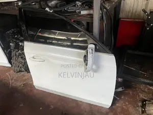 Tearing Off an Audi A4 for Parts