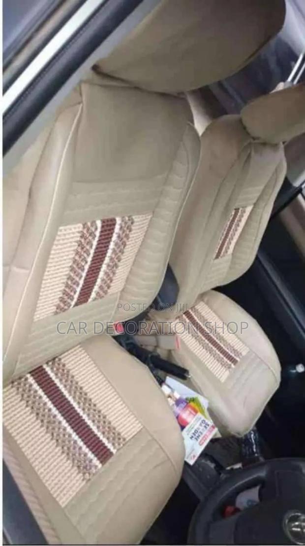 5 Seater Car Fitted With Baije Leather Seat Cushion