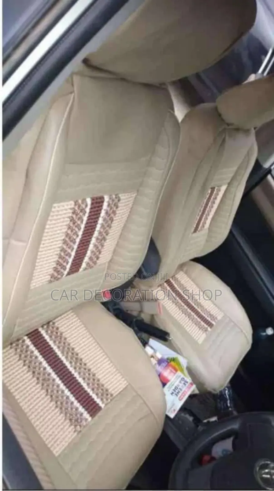 5 Seater Car Fitted With Baije Leather Seat Cushion