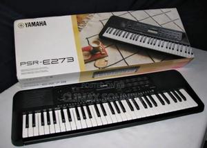 PSR -273 Yamaha - thumbnail 2