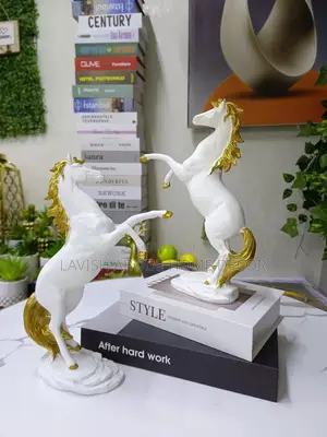 Decorative Horse Sculpture White Gold Decor