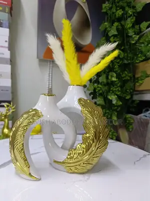 White and Gold Interlocking Flower Vases