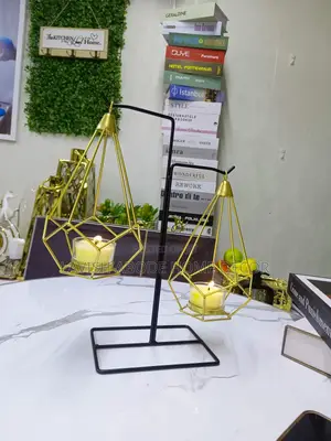 Weigh Balance Candle Holder - Black Gold