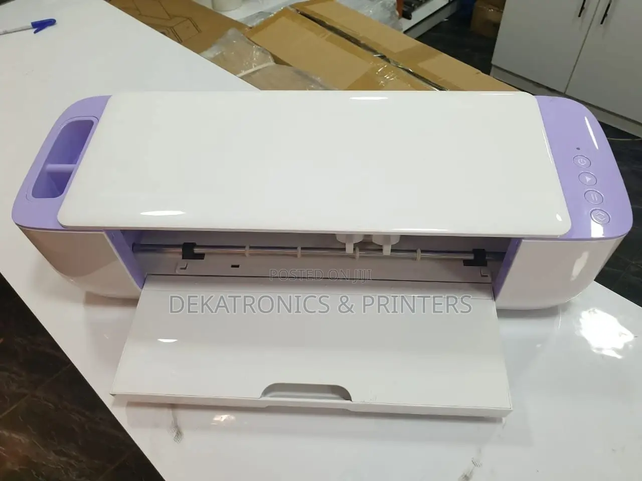 Cricut Smart Vinyl Cutting Machine With Contour