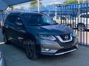 Nissan X-Trail 2018 Gray