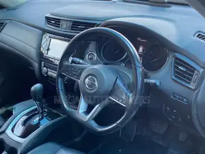Nissan X-Trail 2018 Gray
