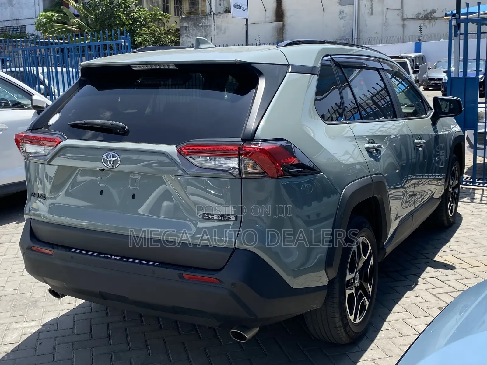 Toyota RAV4 2019 Green