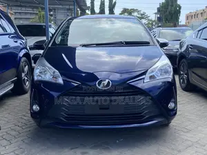 Toyota Vitz 2018 Blue