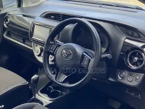 Toyota Vitz 2018 Blue
