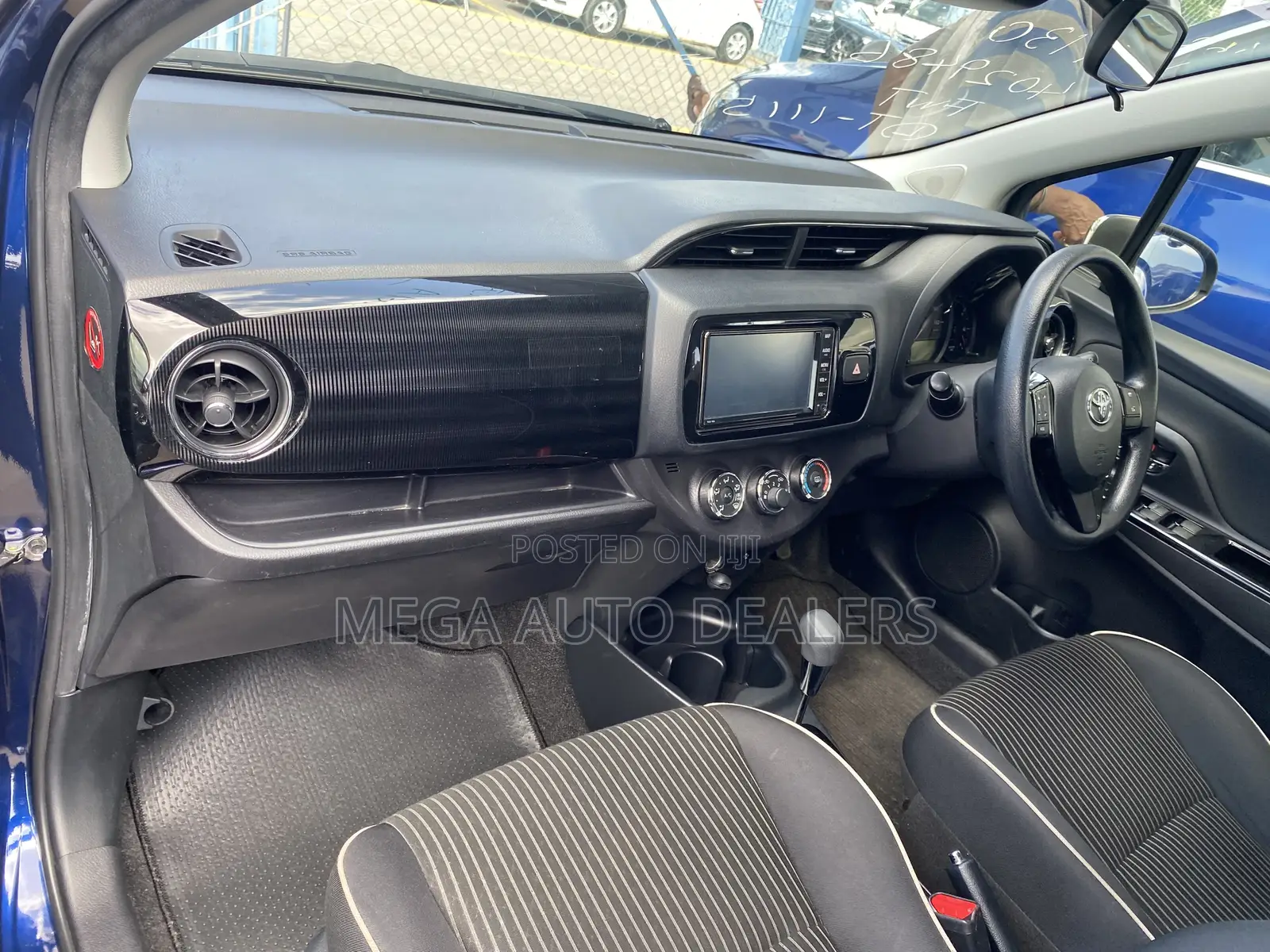 Toyota Vitz 2018 Blue