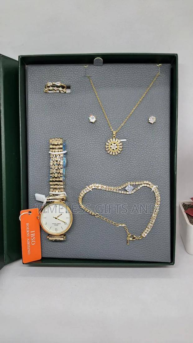 Gold Ladies Watch Jewelry Gift Set