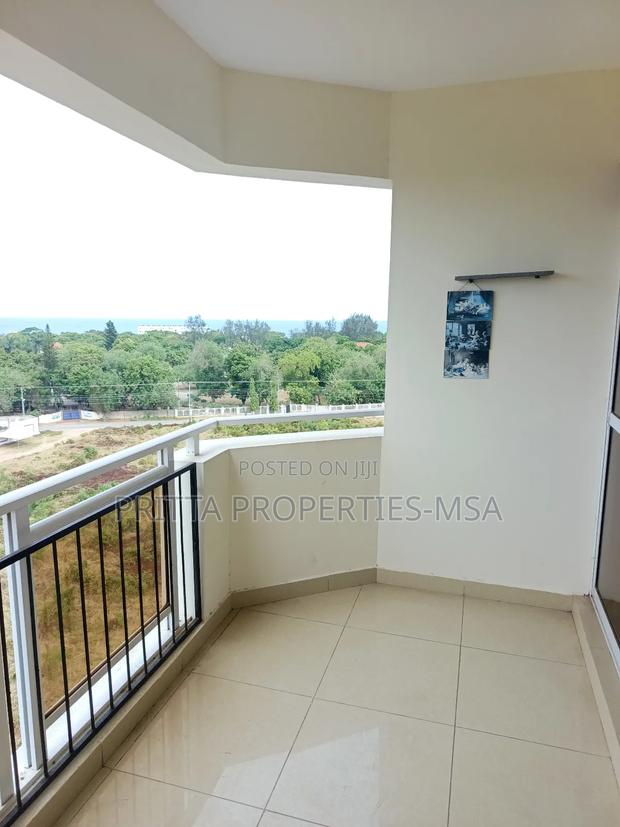 3bdrm Apartment in Affluent Old Nyali for rent - main view