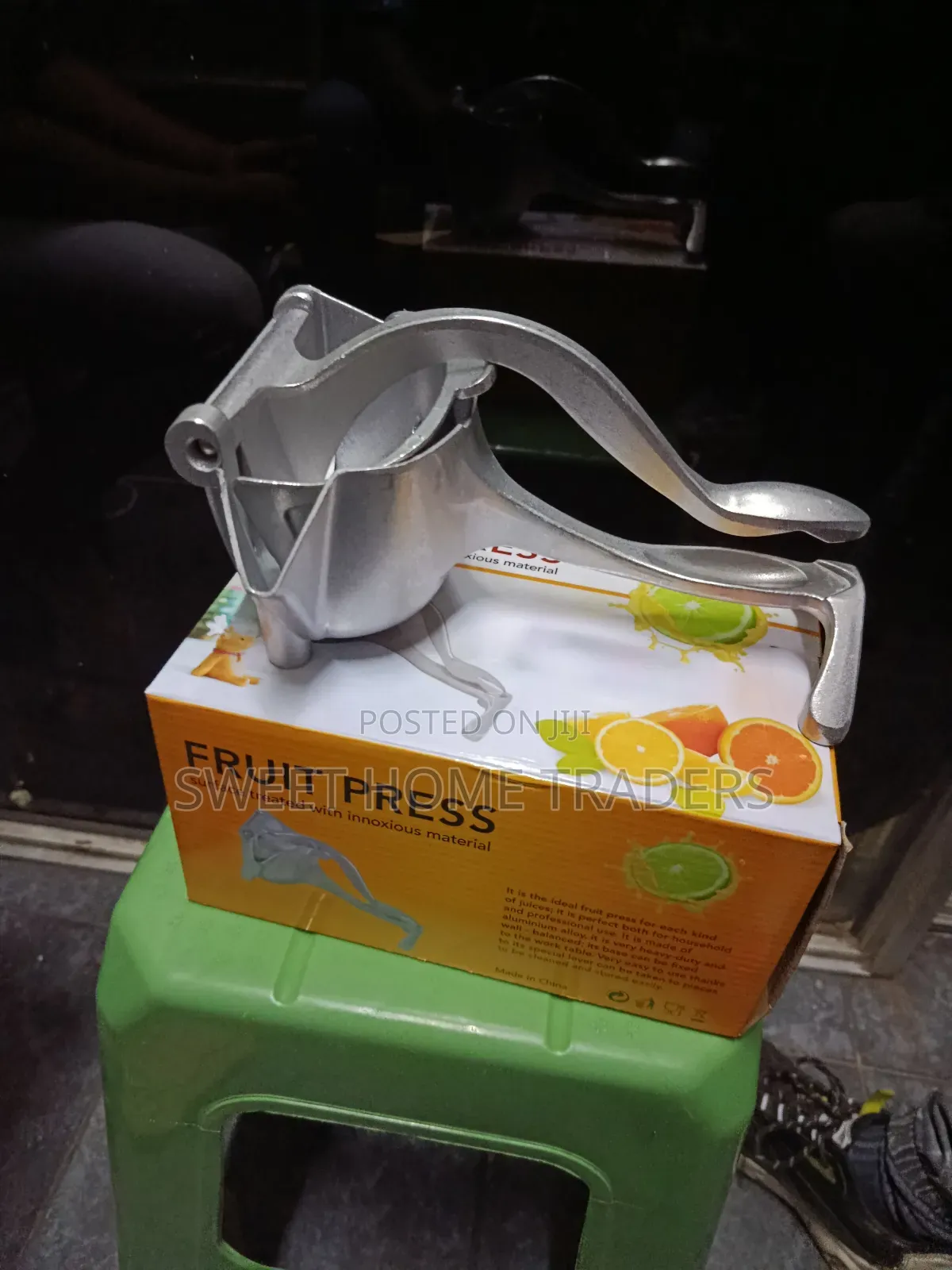 Manual Fruit Press Juicer
