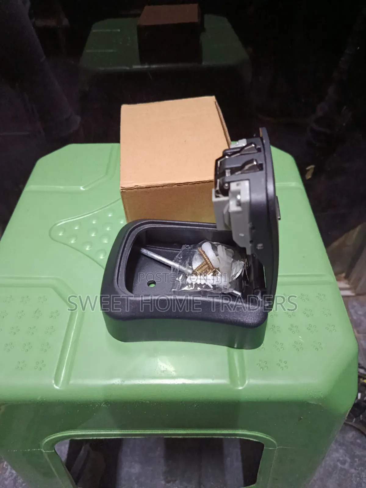 Metallic Key Lock Box Black