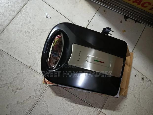 Sokany 4 Slice Sandwich Maker 1200w Black - main view