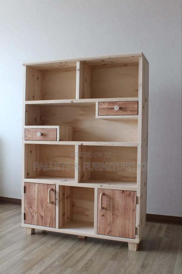 Storage Pallet Cupboard - main view