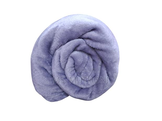 *Fleece Coloured Throw Blankets* Size: 6x6; - thumbnail 8
