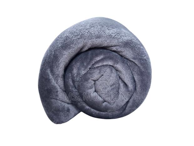 *Fleece Coloured Throw Blankets* Size: 6x6; - thumbnail 12