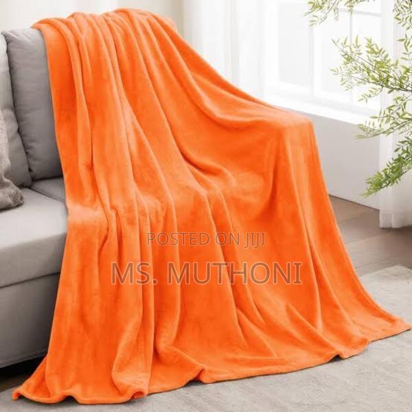 *Fleece Coloured Throw Blankets* Size: 6x6; - thumbnail 2