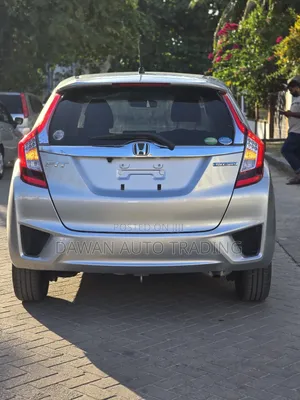 Honda Fit 2018 Silver