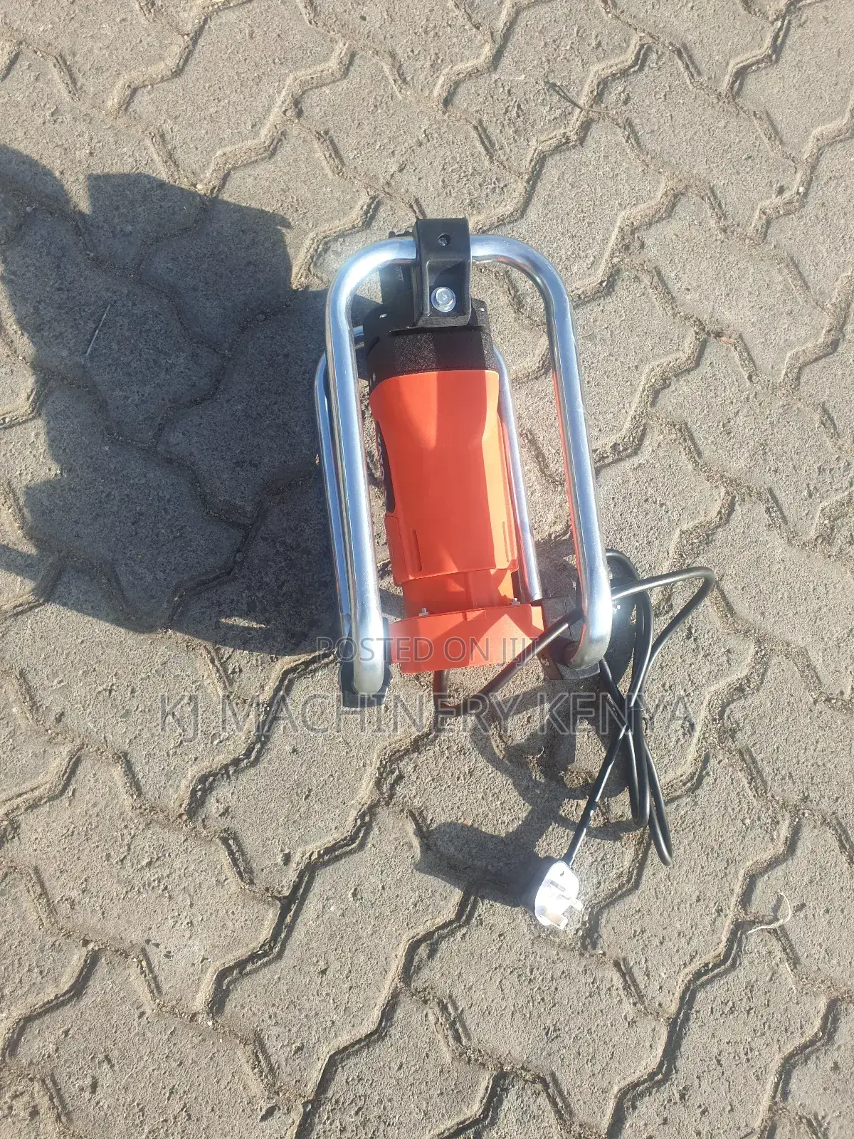 Electric Powered Poker Vibrator