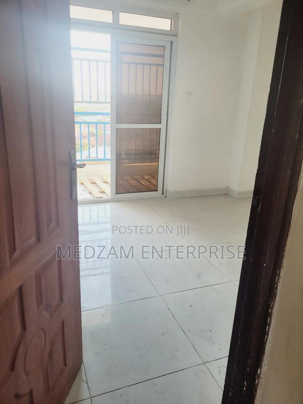 3bdrm Apartment in Kisimani Heights, Ziwa la Ngombe for rent - thumbnail 3