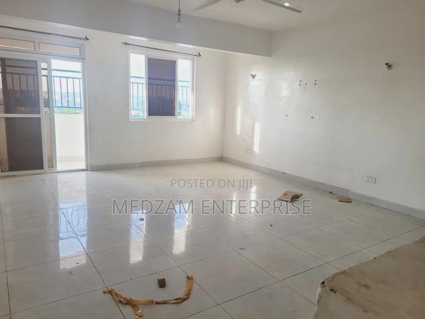 3bdrm Apartment in Kisimani Heights, Ziwa la Ngombe for rent - thumbnail 7