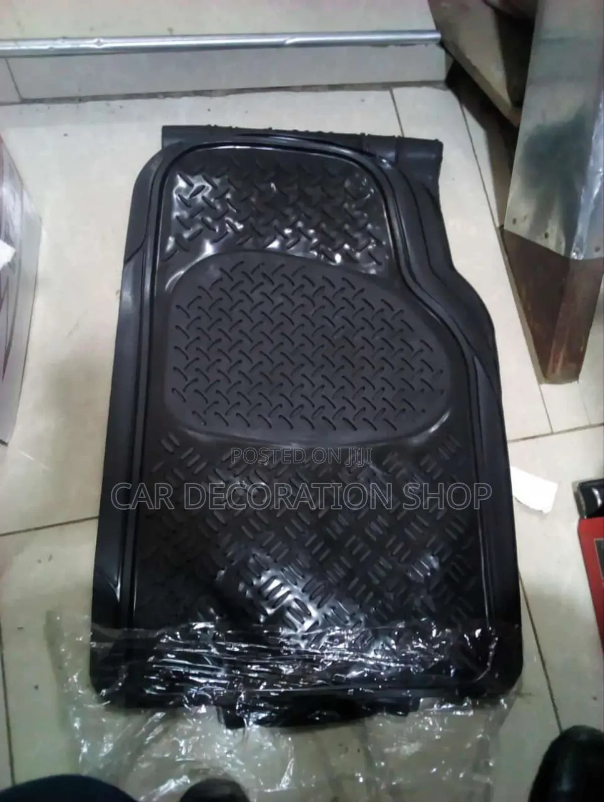 Clear Black 5 Seater Mat With Rear Cojoined Mat