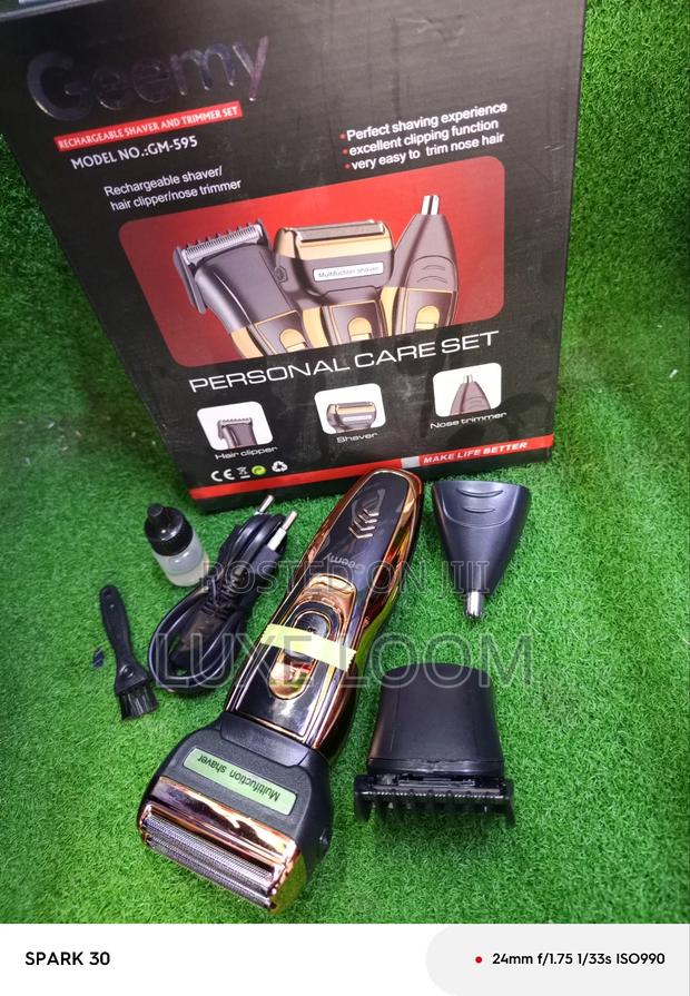 Rechargeable Nose Trimmer/Shaving Machine - main view