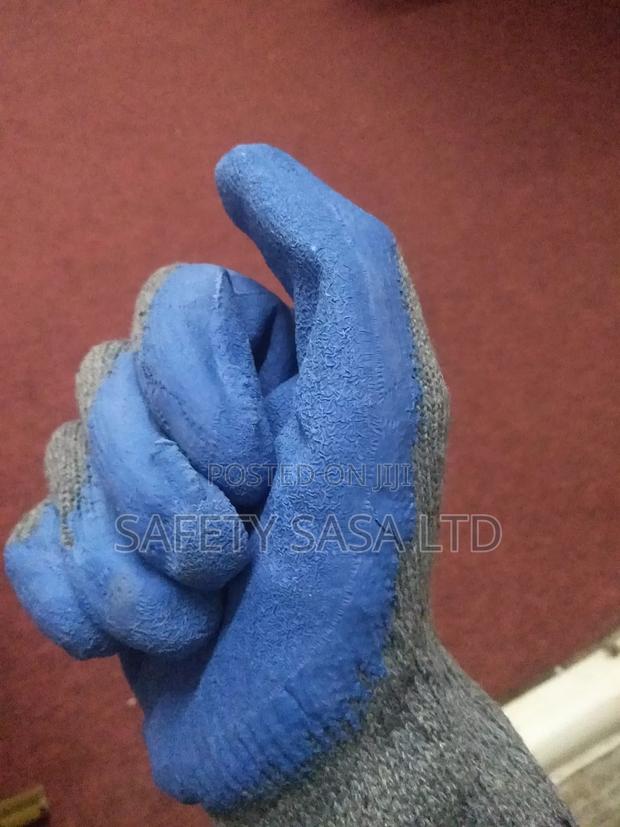 Diamond Grip Gloves. - thumbnail 3