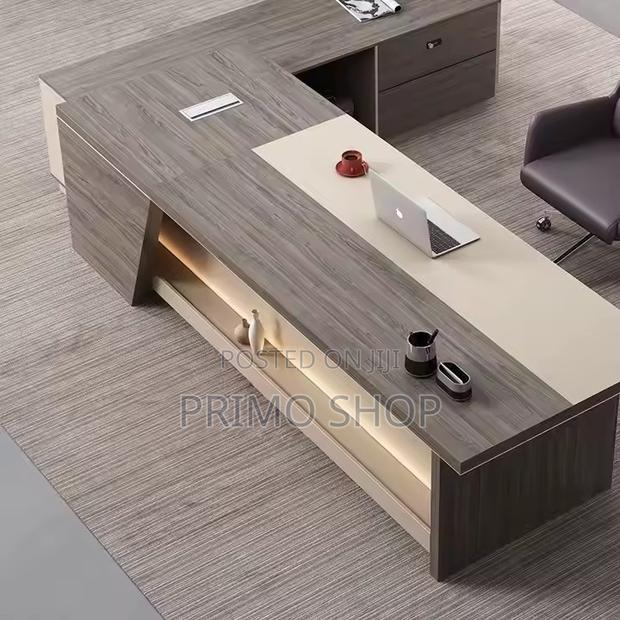 Executive Desk; 1.8m Imported Executive Office Desk - thumbnail 4