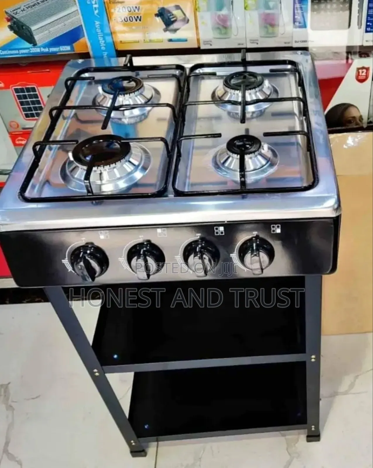 Standing Cooker With Shelf 4 Burner