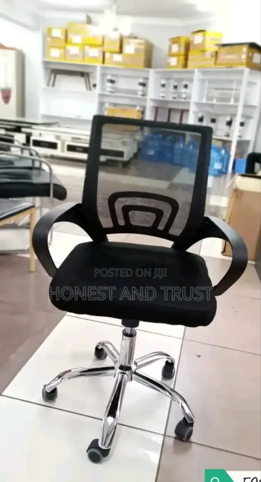 Ergonomic Adjustable Swivel Mid Back Office Chair