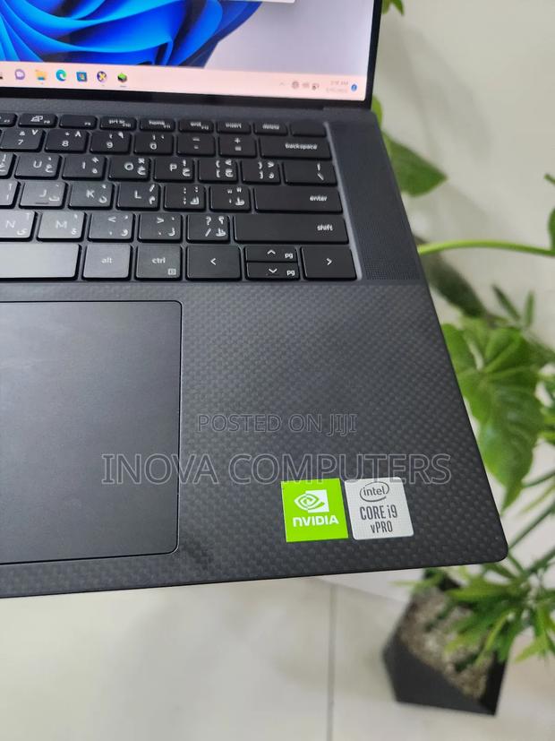 Laptop Dell Precision 5550 64GB Intel Core I9 SSD 512GB - thumbnail 4