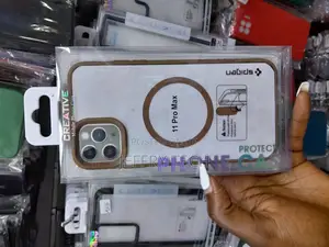 Case Spigen Ultra Hybrid Mag Magsafe iPhone 11 Pro Max