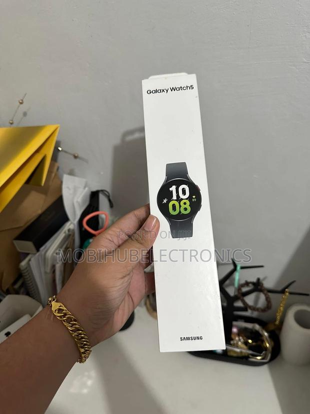 Samsung Watch 5 44mm New Sealed