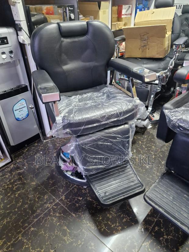 Executive Black Silver Barber Chair
