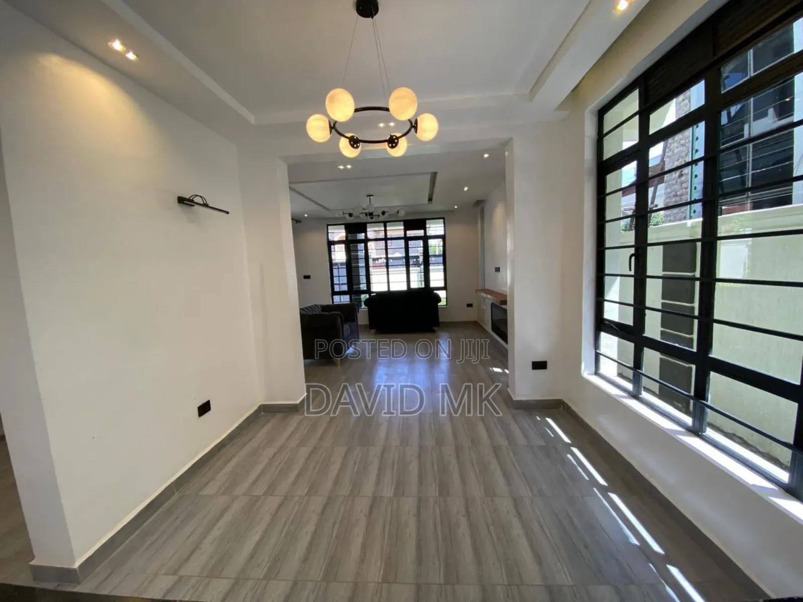 4bdrm Maisonette in Membley for sale