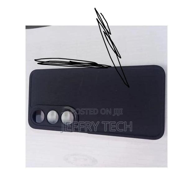 High-Quality Soft Silicone Back Cover for Villaon V30 – Maxi - thumbnail 2