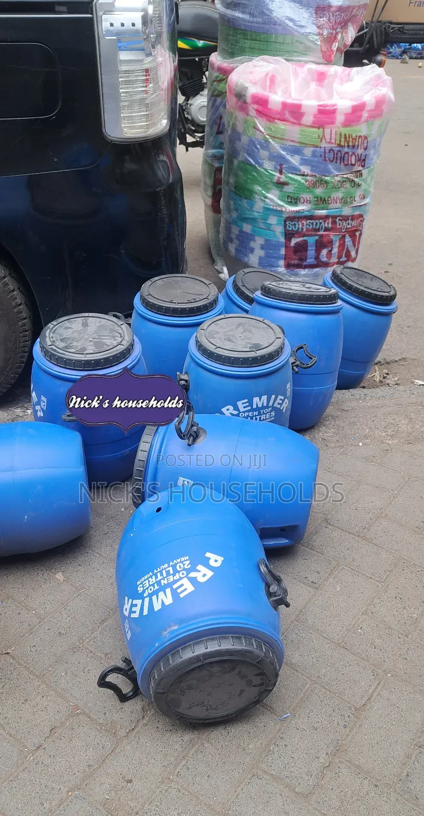Blue Hand Washing Tanks, 20 Litres Tanks