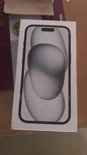 New Apple iPhone 15 128 GB Black