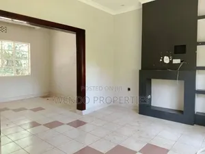 3bdrm Bungalow in Karen for rent