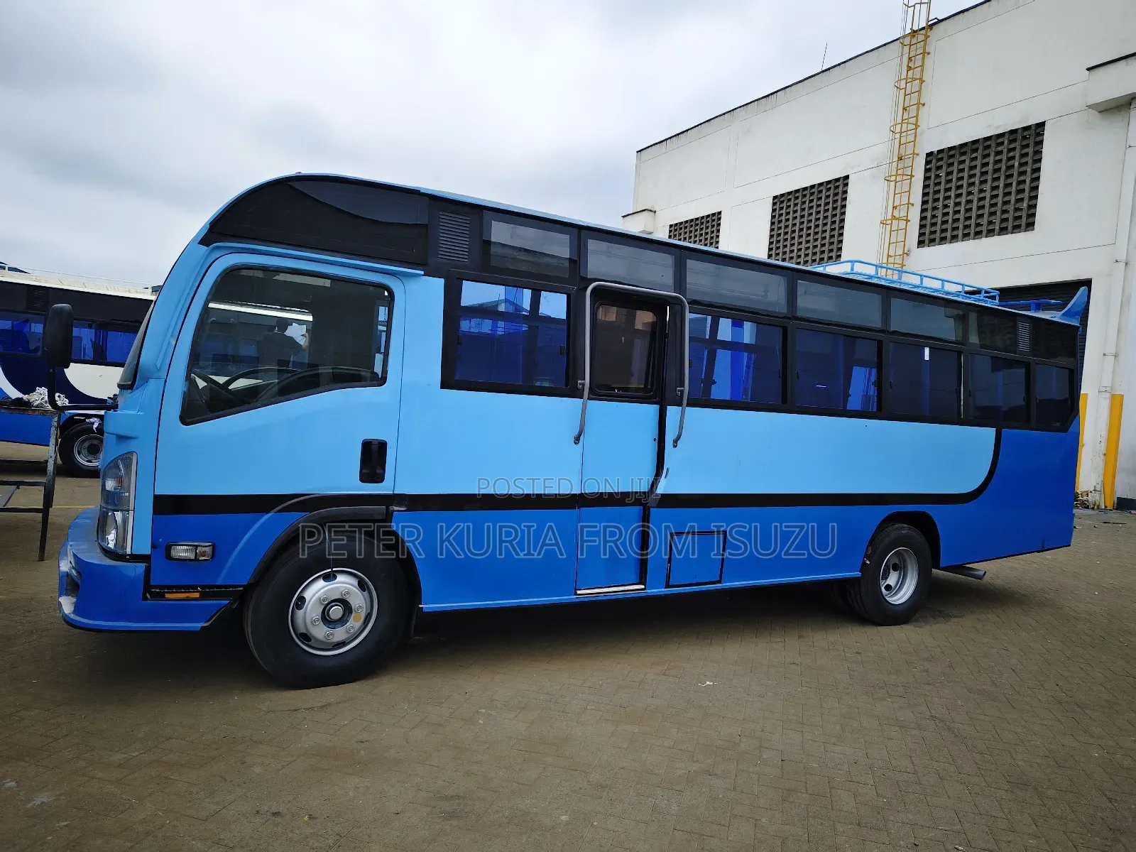 New Isuzu NQR 2024 Blue