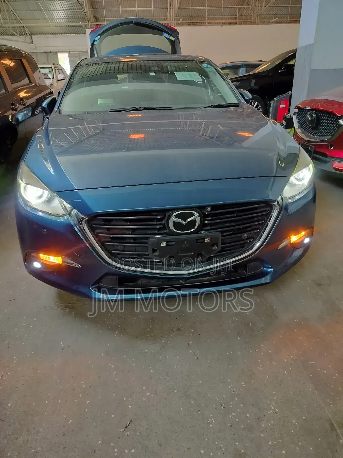 Mazda Axela 2018 Burgundy