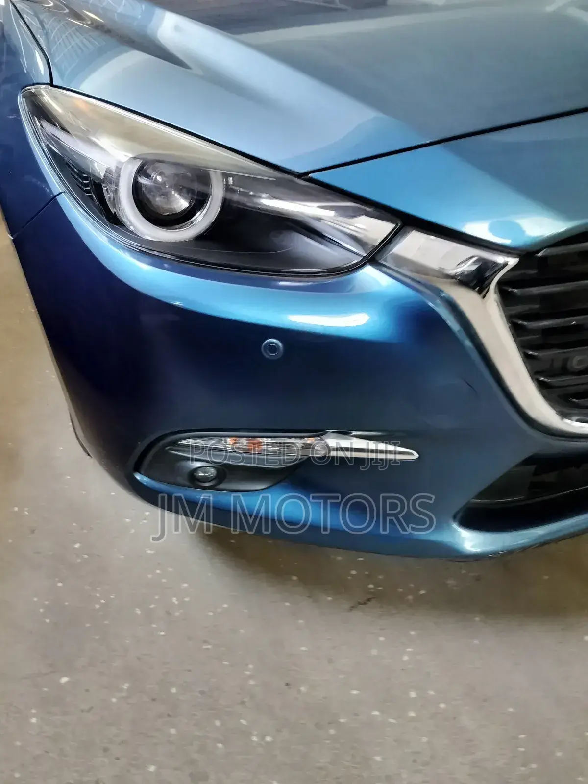 Mazda Axela 2018 Burgundy
