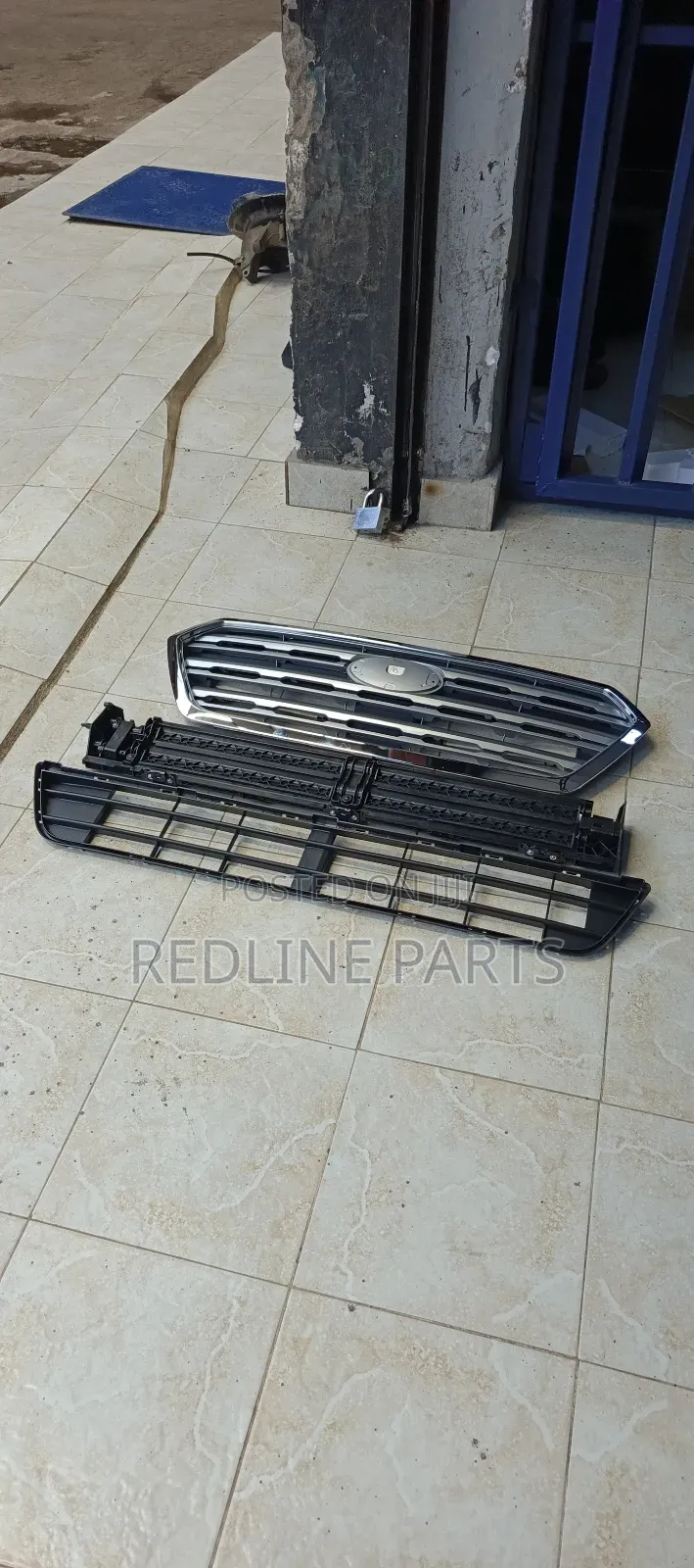Subaru Legacy Bs9 Front Bumper Grill