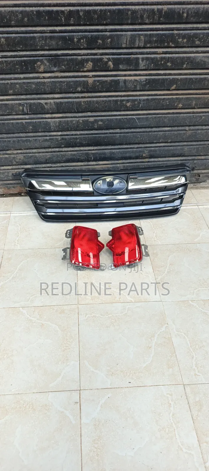 Subaru Legacy Outback Front Bumper Grill